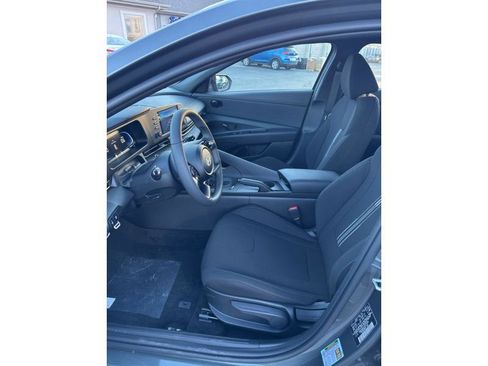 New 2025 Hyundai Elantra Sport image 14