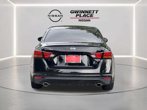 Certified 2024 Nissan Altima 2.5 SV w/ SV Premium Package FWD image 24