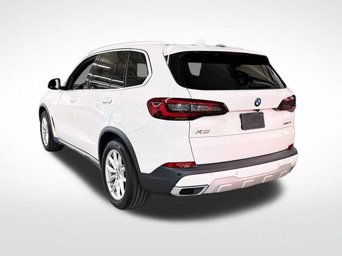 Used 2022 BMW X5 xDrive40i w/ Premium Package AWD/4WD image 3