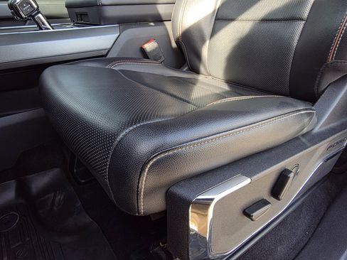 Used 2023 Ford F150 Lariat image 24