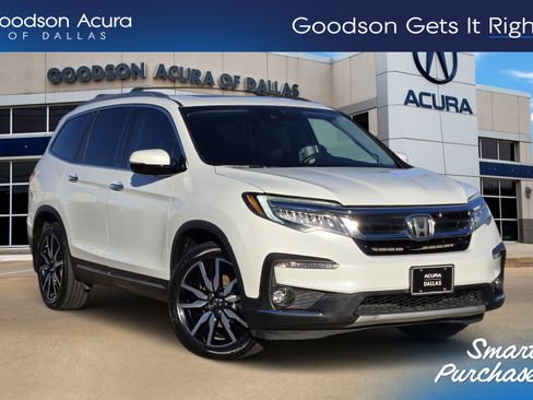 Used 2020 Honda Pilot Touring image 1