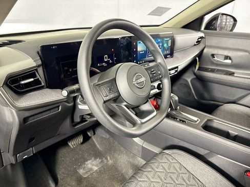 New 2026 Nissan Kicks SV image 9