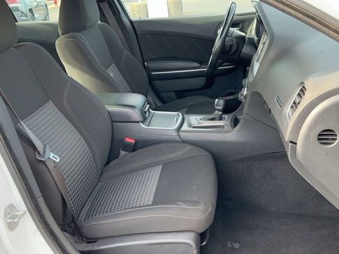 Used 2023 Dodge Charger SXT image 17