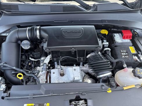 Used 2025 Jeep Compass Trailhawk AWD/4WD image 22