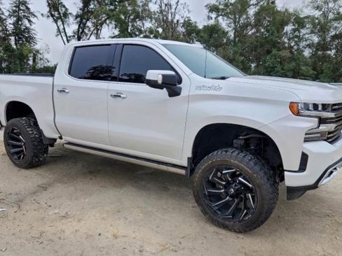 Used 2020 Chevrolet Silverado 1500 High Country w/ Technology Package image 4