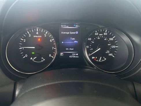 Used 2018 Nissan Rogue Sport SV image 13