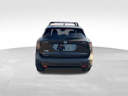 New 2025 Nissan Kicks SV w/ SV Premium Package image 3