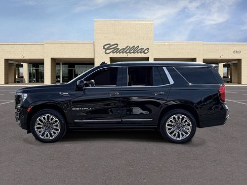 Used 2024 GMC Yukon Denali Ultimate AWD/4WD image 8