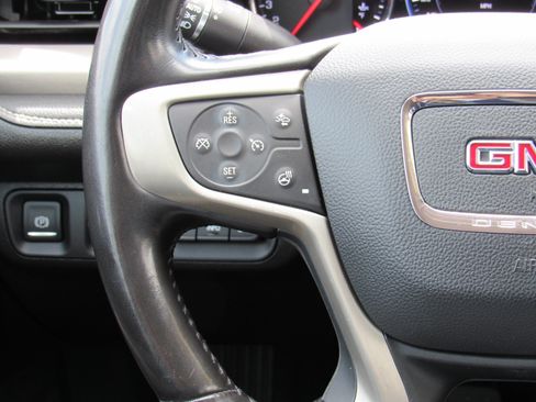 Used 2020 GMC Acadia Denali w/ Denali Ultimate Package AWD/4WD image 20