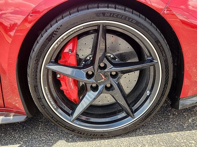 Used 2025 Chevrolet Corvette E-Ray AWD/4WD image 7