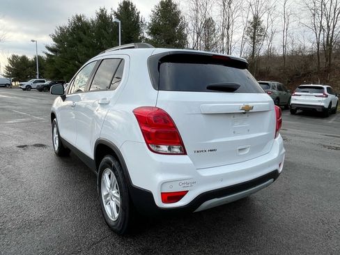 Used 2021 Chevrolet Trax LT w/ Premium Seat Package image 4