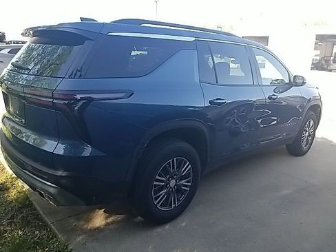 Certified 2025 Chevrolet Traverse LT image 25