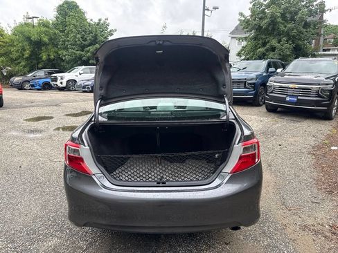 Used 2014 Toyota Camry XLE w/ Leather Package FWD image 6