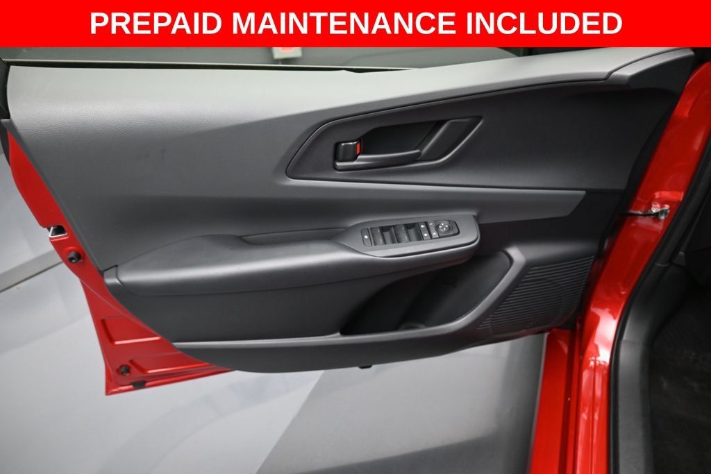 Certified 2025 Toyota Prius LE FWD image 10