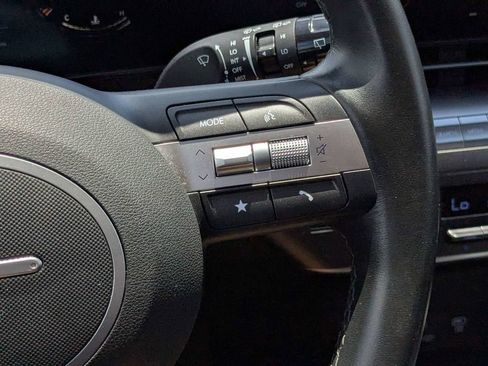 Used 2025 Hyundai Kona SEL AWD/4WD image 22