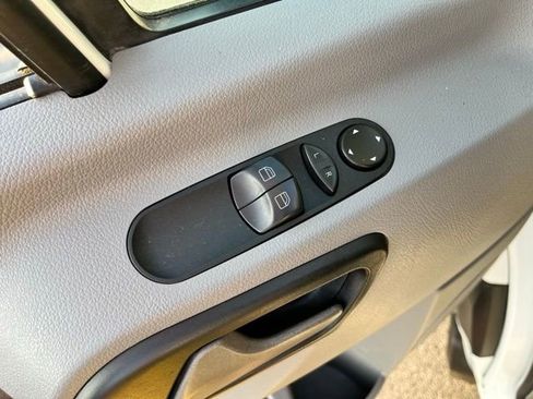 Used 2017 Mercedes-Benz Sprinter 3500 image 23