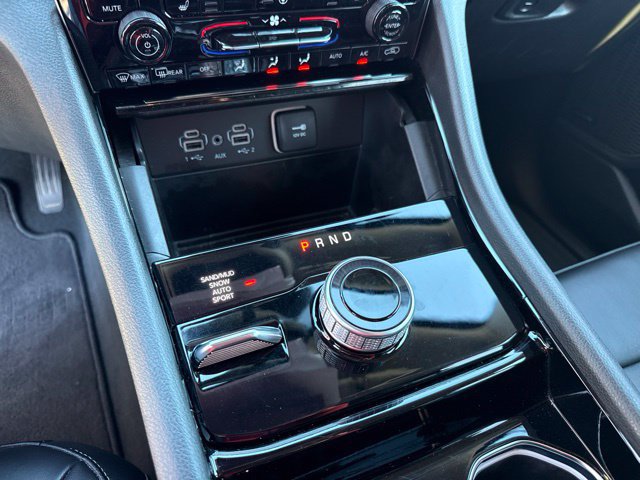 Used 2023 Jeep Grand Cherokee L Limited AWD/4WD image 9