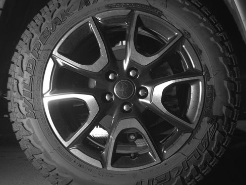 Used 2025 Jeep Compass Trailhawk AWD/4WD image 15