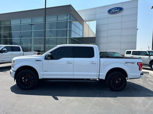 Used 2017 Ford F150 XLT w/ Equipment Group 301A Mid AWD/4WD image 12