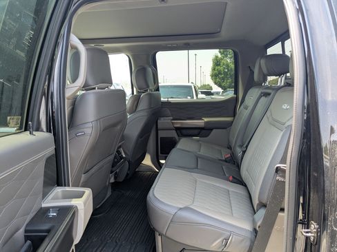 Used 2026 Ford F450 Platinum w/ Platinum Plus Package AWD/4WD image 30