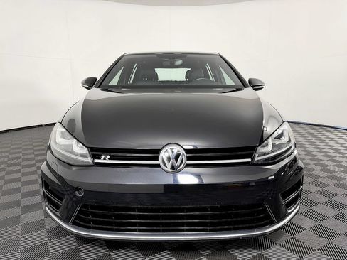 Used 2017 Volkswagen Golf 4-Door AWD/4WD image 4