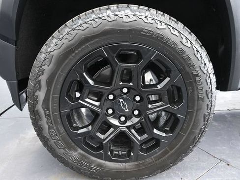 New 2026 Chevrolet Colorado Trail Boss AWD/4WD image 17