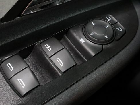 Used 2020 Chevrolet Bolt Premier w/ Infotainment Package image 26