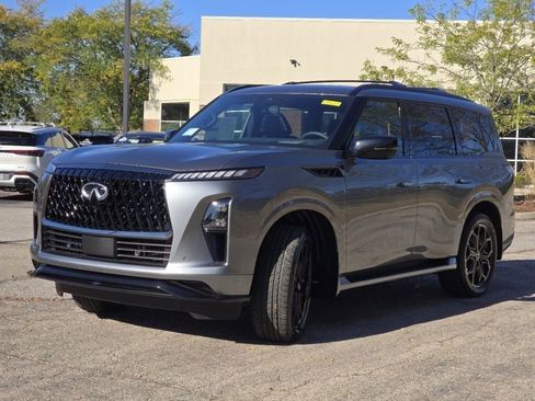 New 2026 INFINITI QX80 Sport w/ Sport Exterior Package image 17