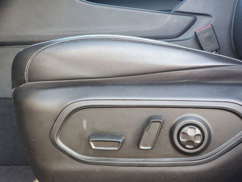 Used 2022 Jeep Grand Cherokee L Limited image 15