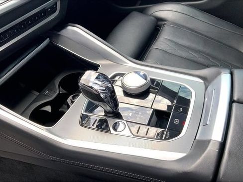Used 2021 BMW X6 M50i w/ Premium Package AWD/4WD image 25