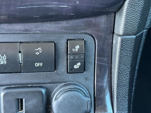 Used 2017 Buick Enclave Leather image 23