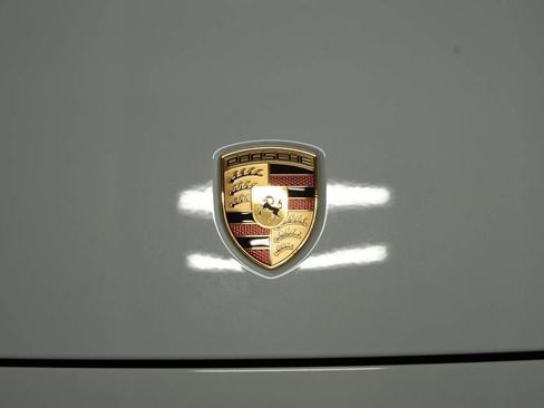 New 2025 Porsche Panamera 4 image 28