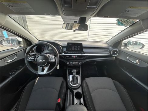 Used 2023 Kia Forte LXS FWD image 13