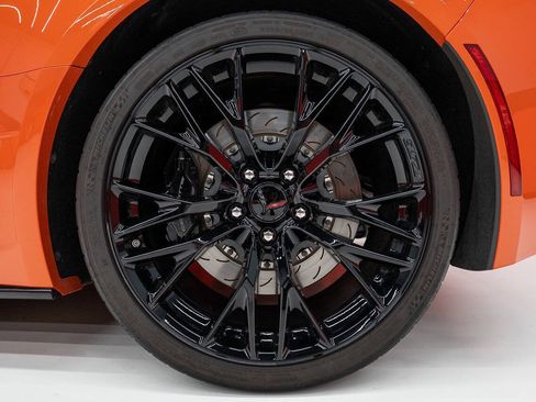 Used 2019 Chevrolet Corvette Z06 RWD image 41