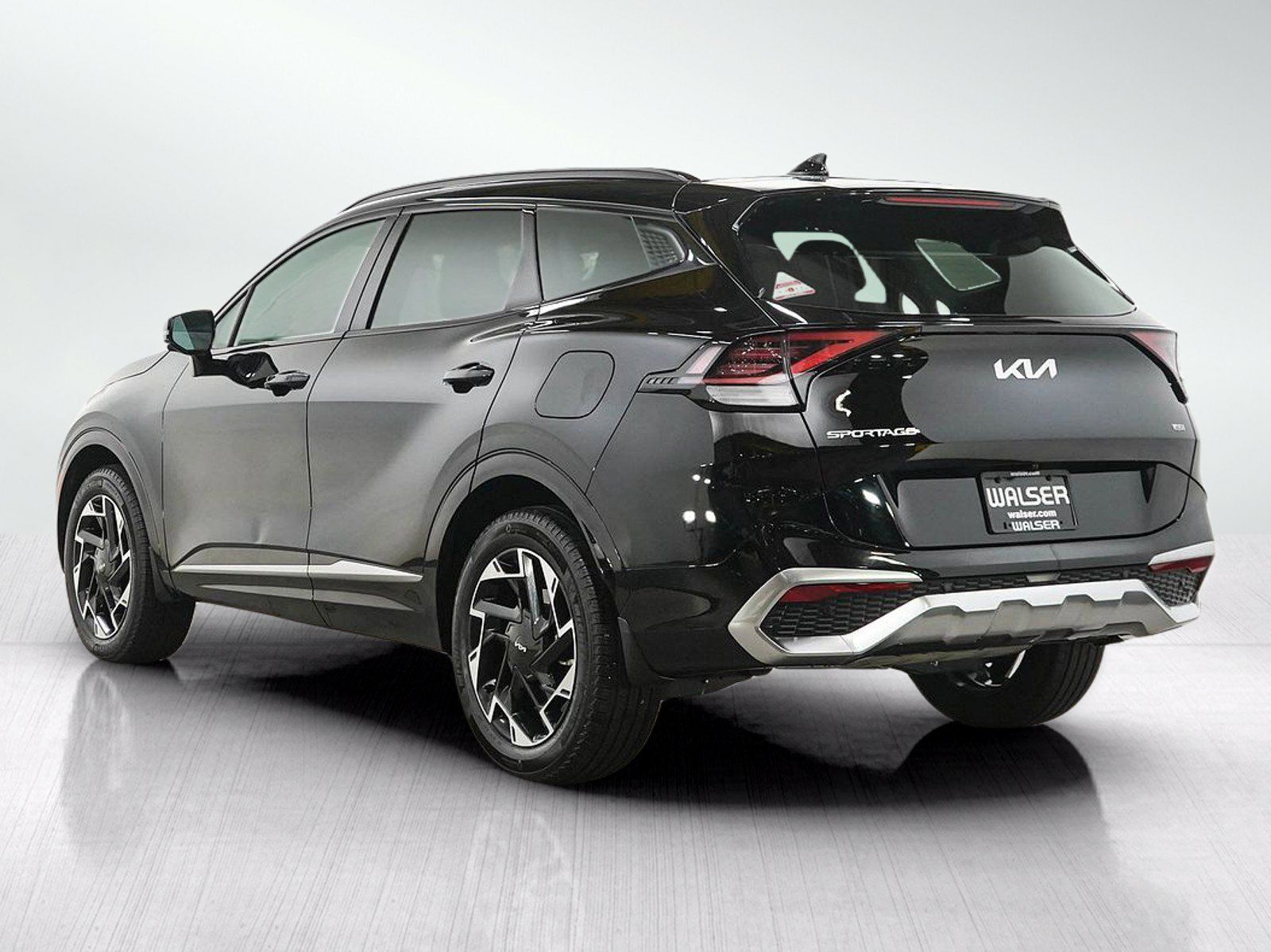 Used 2024 Kia Sportage SX AWD/4WD image 3