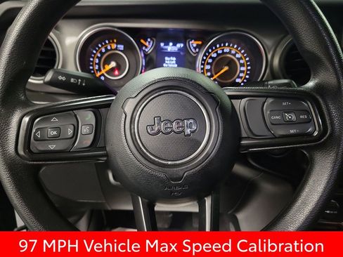 Used 2023 Jeep Gladiator Sport image 18