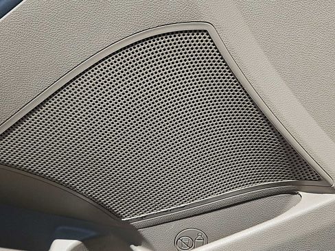 Used 2014 Hyundai Elantra SE image 26