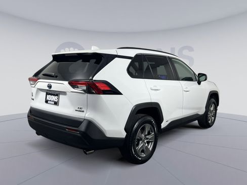 Used 2024 Toyota RAV4 LE image 11