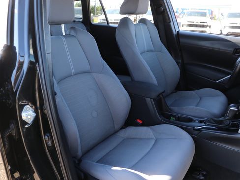 Used 2023 Toyota Corolla Cross AWD Hybrid image 33