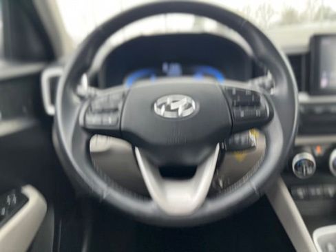 Used 2023 Hyundai Venue SEL w/ Cargo Package image 33