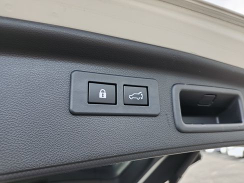 Used 2019 Subaru Forester Limited w/ Popular Package #3 AWD/4WD image 27