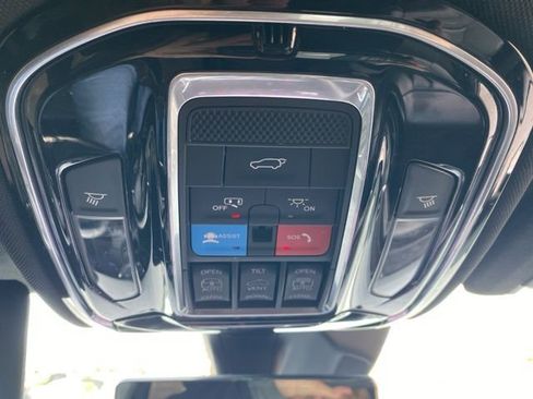 Certified 2022 Jeep Grand Cherokee L Overland w/ Luxury Tech Group IV image 49