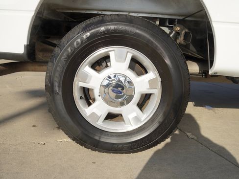 Used 2013 Ford F150 XLT w/ Mid Equipment Group image 11