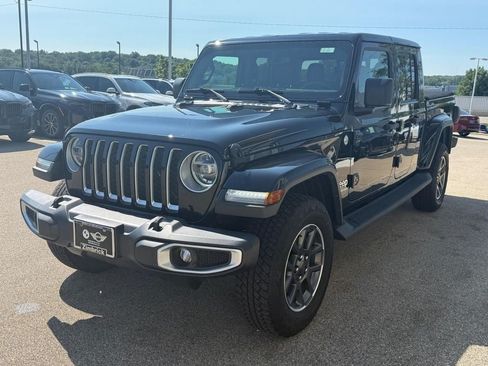 Used 2021 Jeep Gladiator Overland w/ Uconnect 4C Nav & Sound Group AWD/4WD image 8