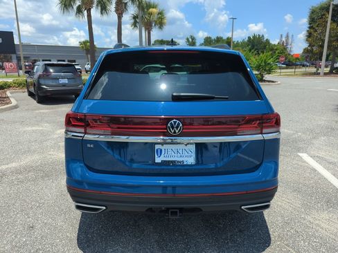 Certified 2026 Volkswagen Atlas SE FWD image 7