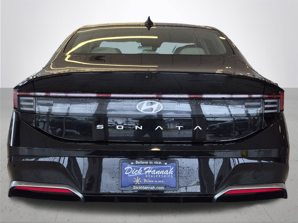 Used 2025 Hyundai Sonata SEL FWD image 8
