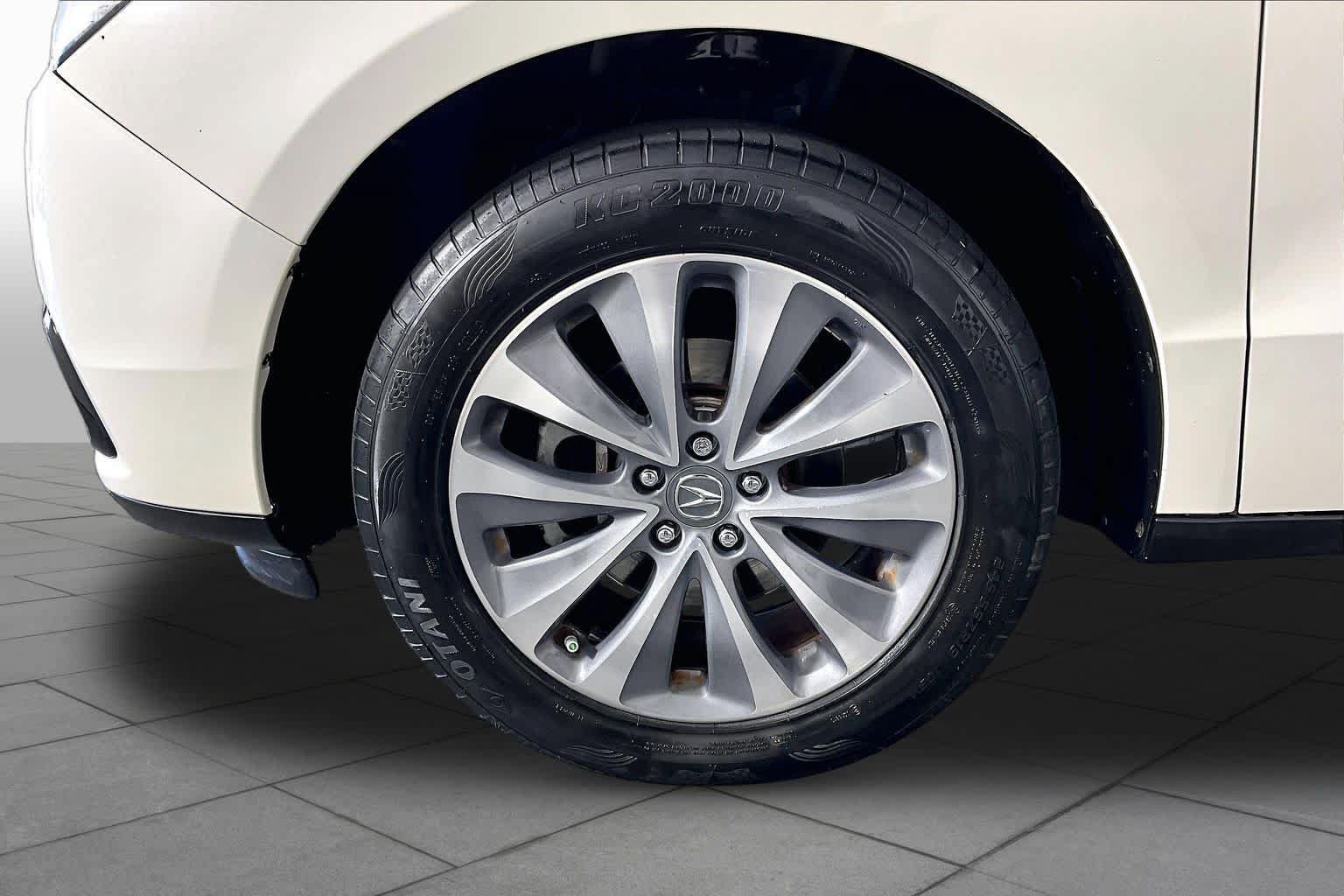 Used 2016 Acura MDX w/ Technology Package FWD image 10