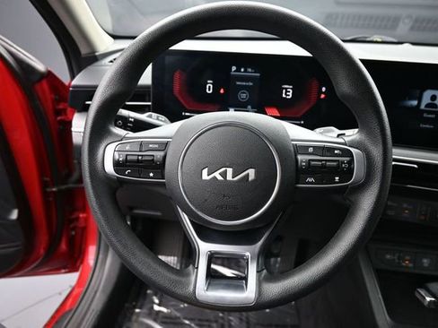 Used 2025 Kia K5 LXS FWD image 17