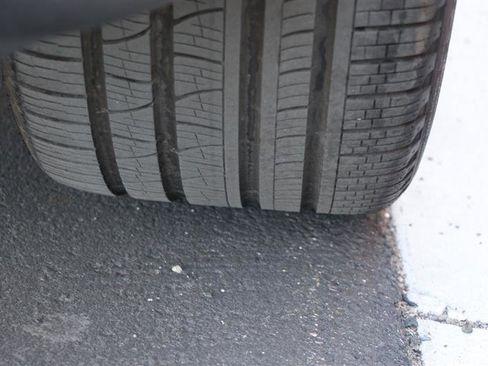 Used 2020 Porsche Cayenne image 35