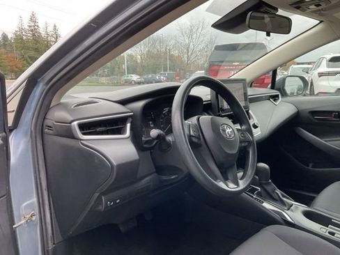 Used 2023 Toyota Corolla LE image 11